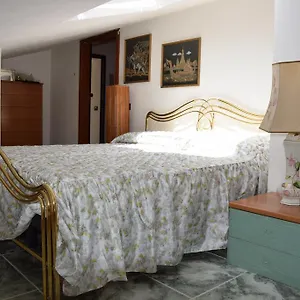 la-petite-maison.sicilyhotelsitaly.net/